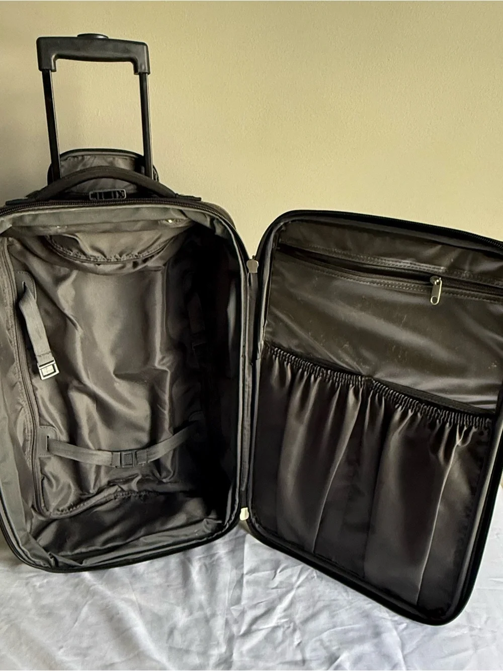 Eddie Bauer Brown Soft-Sided Carry-On Upright